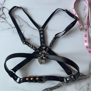 Creepyyeha Harness
